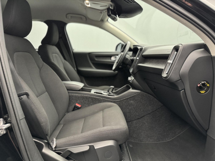 Volvo XC40 T2 MOMENTUM CORE CZ 1.5 Momentum