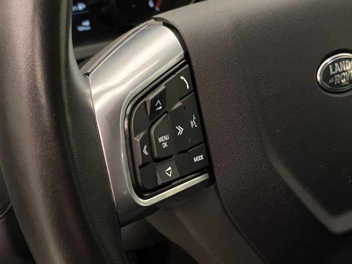 Land Rover Discovery Sport 2.0 TD4 AWD PURE REZERVACE 2.0 TD