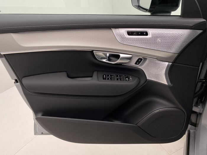 Volvo XC90 T8 AWD RECHARGE BLACK EDITION 2.0 Edition