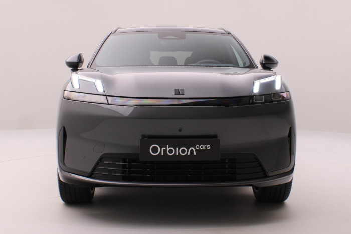 Lynk & Co 08 MORE PHEV