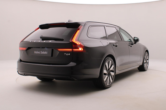 Volvo V90 T6 AWD PLUG-IN DARK ULTRA