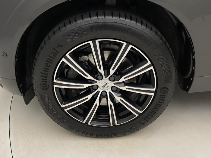 Volvo XC60 B5 AWD INSCRIPTION AUT