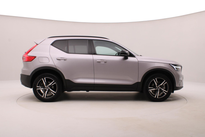 Volvo XC40 B3 DARK PLUS AUT CZ