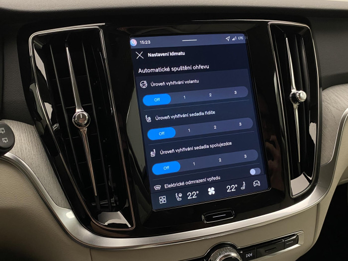 Volvo V60 B4 AUT BRIGHT PLUS