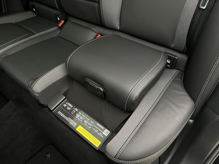 Volvo XC60 B5 AWD ULTRA BLACK EDITION AUT 2.0 Edition