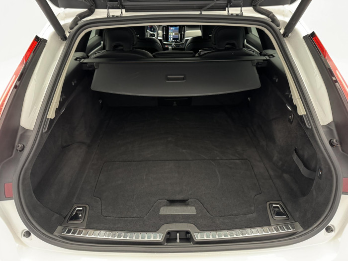 Volvo V90 T6 AWD RECHARGE Plug-in AUT