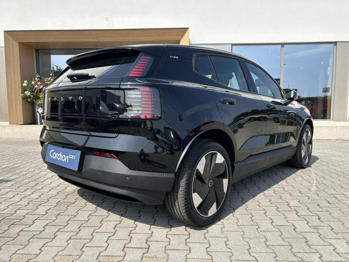 Volvo EX30 PURE ELECTRIC AWD TWIN PLUS