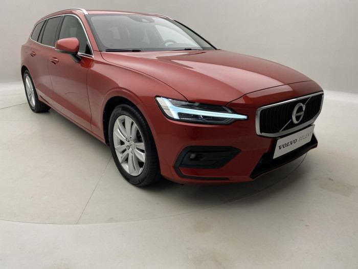Volvo V60 B4 MOMENTUM AUT REZERVACE 2.0 Momentum