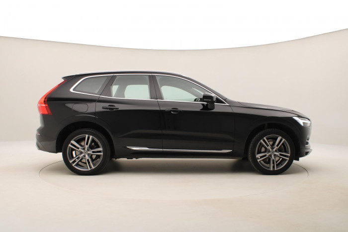 Volvo XC60 T8 AWD RECHARGE REZERVACE