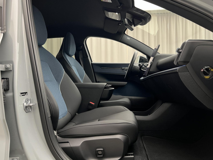 Volvo EX30 PURE ELECTRIC SINGLE PLUS CZ