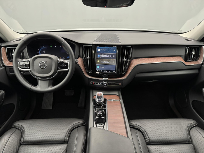 Volvo XC60 T8 AWD RECHARGE BRIGHT PLUS
