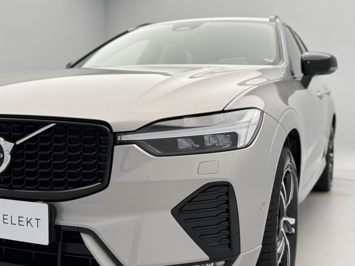 Volvo XC60 B4 AWD R-DESIGN AUT