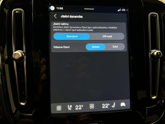 Volvo XC40 B3 DARK PLUS AUT