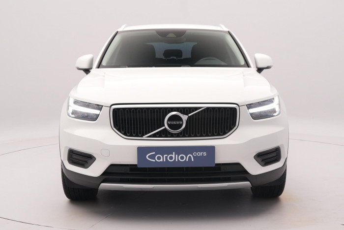 Volvo XC40 B4 MOMENTUM AUT CZ 2.0 Momentum
