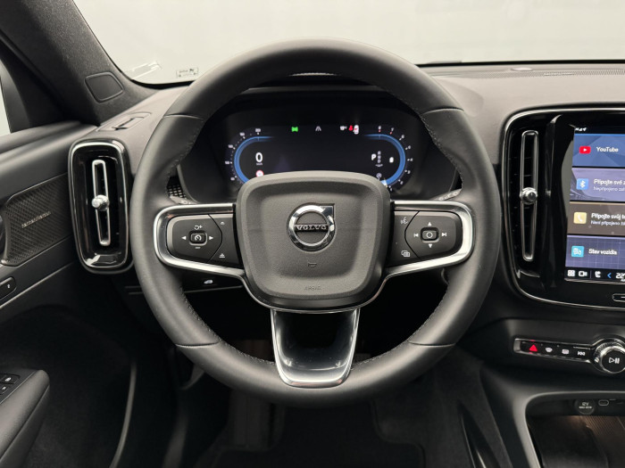 Volvo XC40 B3 ULTIMATE AUT