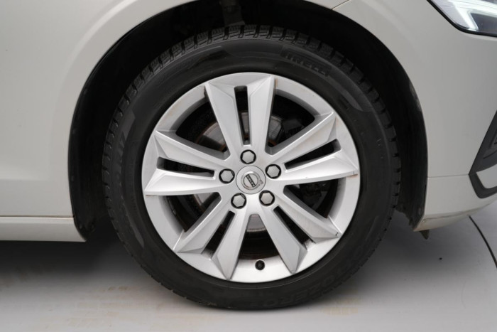 Volvo V60 D3 MOMENTUM PRO AUT REZERVACE 2.0 d Momentum