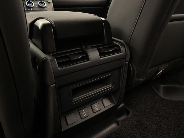 Land Rover Defender 110 X-DYNAMIC SE D250 3.0 d Dynamic SE