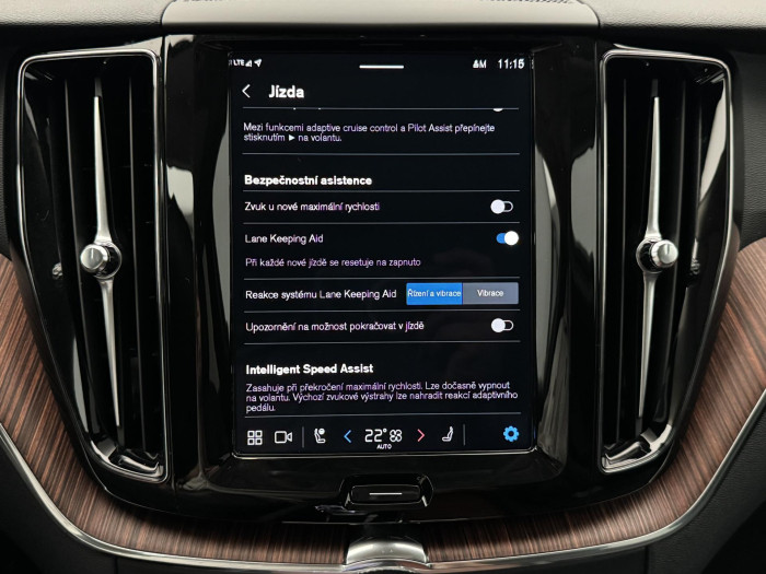 Volvo XC60 T8 AWD RECHARGE BRIGHT PLUS