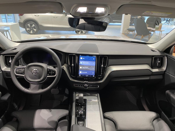 Volvo XC60 B4 AWD AUT DARK PLUS 2.0 Plus