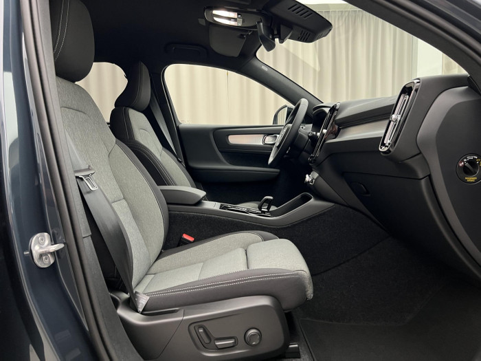 Volvo XC40 B3 AUT DARK PLUS