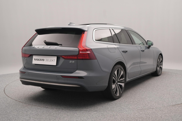Volvo V60 B4 BRIGHT PLUS AUT CZ 1.maj
