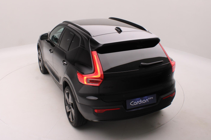 Volvo XC40 B3 AUT PLUS BLACK EDITION