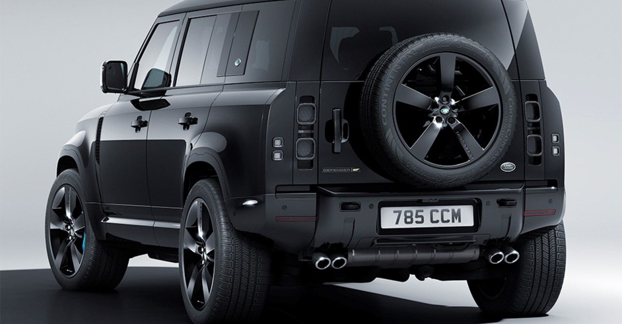 V charitativní aukci síně Christie´s se vydražily modely Defender za skoro deset milionů korun