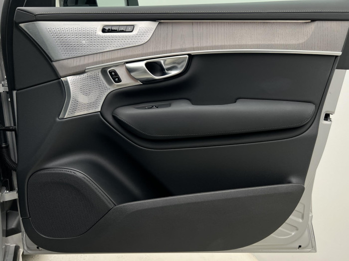 Volvo XC90 T8 AWD RECHARGE ULTRA DARK AUT