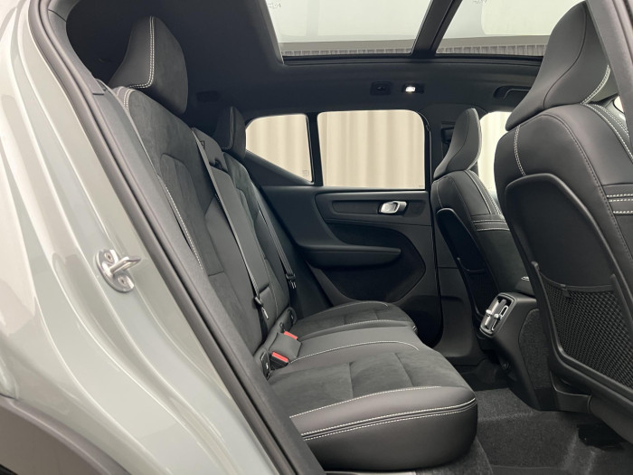 Volvo XC40 B4 BLACK EDITION ULTRA AUT 2.0 Edition