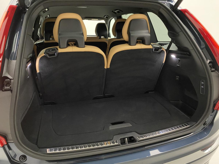 Volvo XC90 B5 AWD AUT BRIGHT PLUS 7míst 2.0 Plus