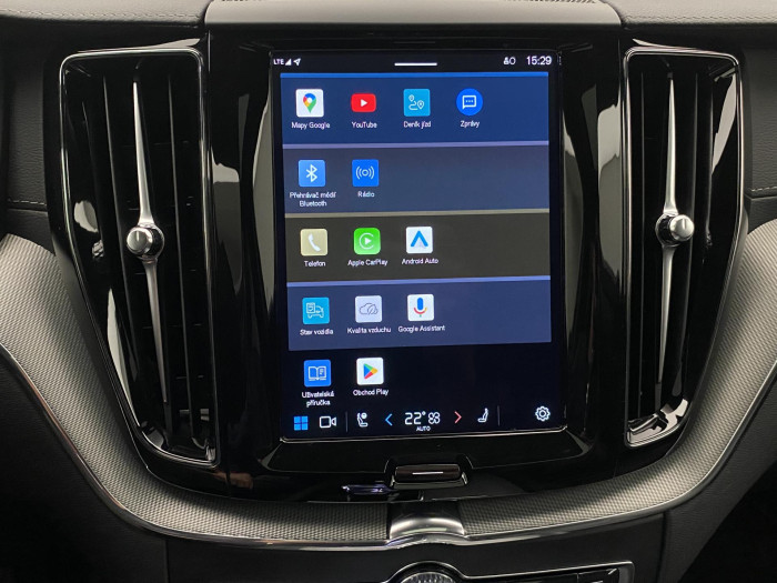 Volvo XC60 T6 AWD ULTRA DARK AUT CZ