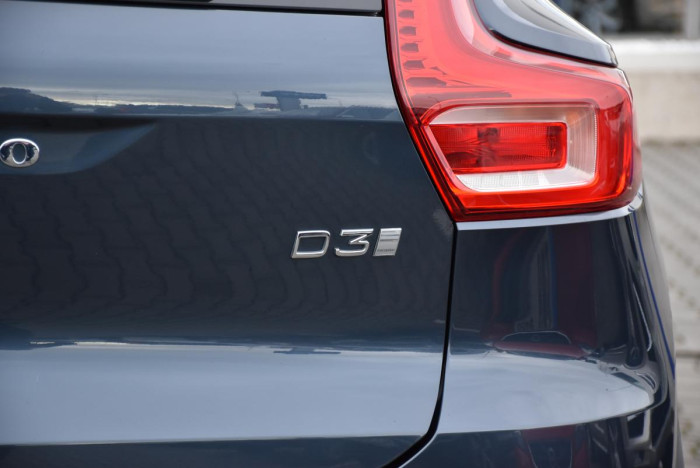Volvo XC40 D3 INSCRIPTION AUT REZERVACE 2.0 d