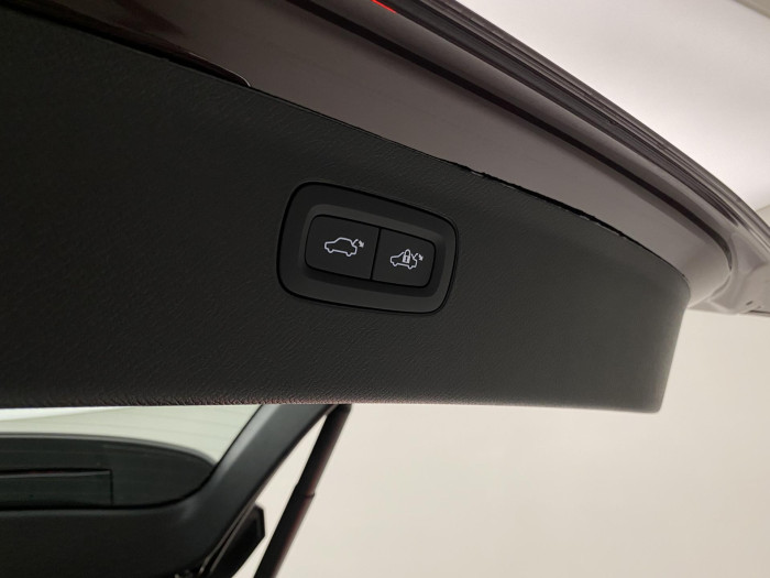 Volvo XC90 T8 AWD RECHARGE BRIGHT ULTRA 7