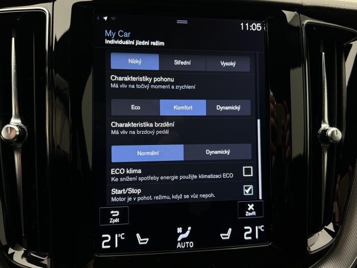 Volvo XC60 T4 R-DESIGN AUT