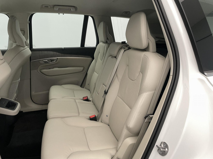 Volvo XC90 B5 AWD AUT BRIGHT PLUS 7-míst