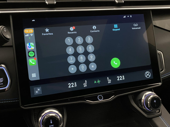 Lynk & Co 01 PHEV DCT AUT 1.maj