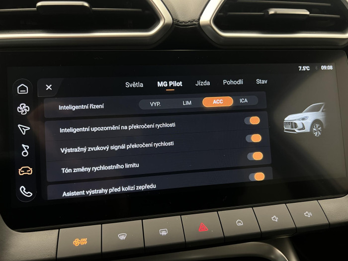 MG ZS 1.5 EXCLUSIVE HYBRID+ AUT CZ 1.5 Exclusive