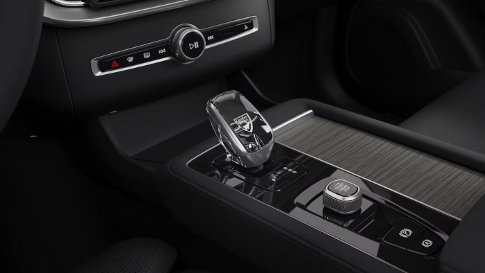 Volvo XC90 T8 AWD RECHARGE BRIGHT ULTRA 7