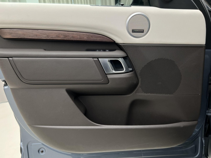 Land Rover Discovery 3.0 TDV6 HSE AWD Aut CZ