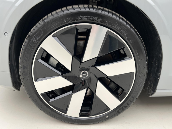 Volvo V60 T6 AWD RECHARGE ULTRA BRIGHT