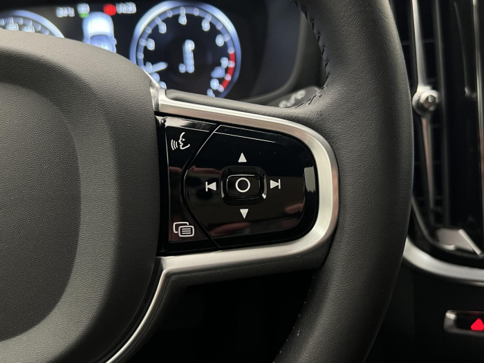 Volvo V60 T5 AWD INSCR. POLESTAR AUT CZ