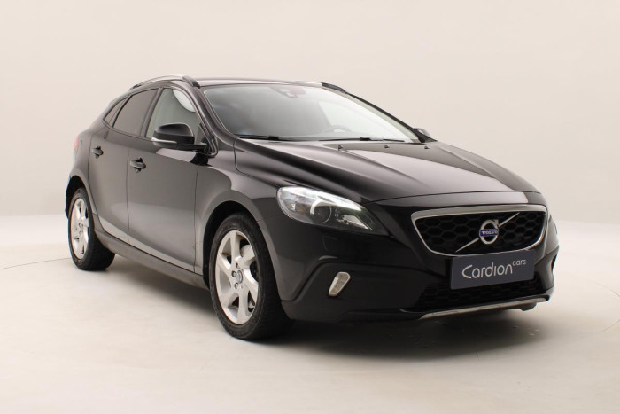 Volvo V40 CC D2 MOMENTUM REZERVACE 2.0 d CC CC Momentum