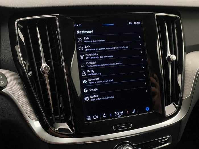 Volvo V60 CC B5 AWD PLUS BRIGHT 1.maj