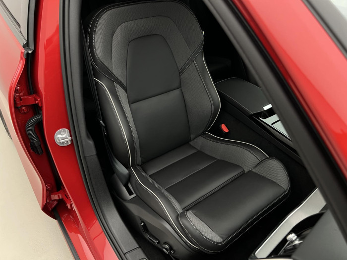 Volvo V60 T6 AWD AUT RECHARGE DARK PLUS