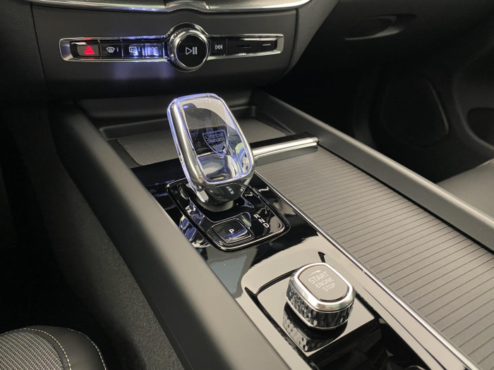 Volvo XC60 B5 AWD AUT PLUS BLACK EDITION