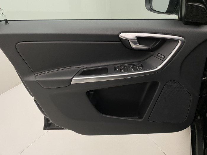 Volvo XC60 D3 MOMENTUM 2.0 d Momentum