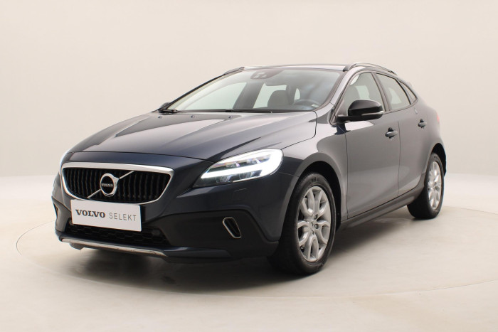 Volvo V40 CC T3 MOMENTUM AUT CZ NAVIGACE 1.5 CC CC Momentum