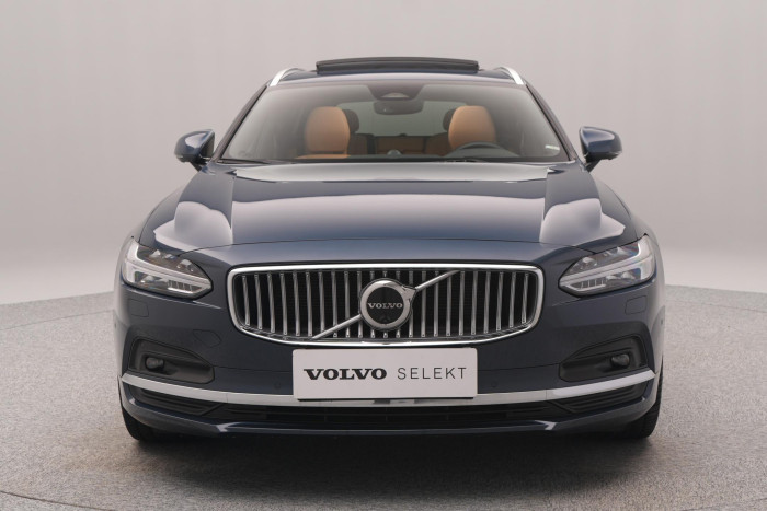 Volvo V90 B6 AWD ULTIMATE REZERVACE