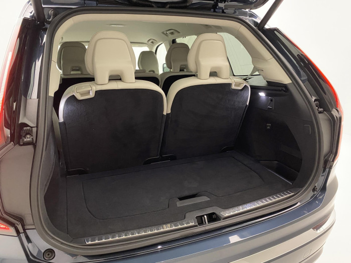 Volvo XC90 T8 AWD RECHARGE BRIGHT PLUS 7m