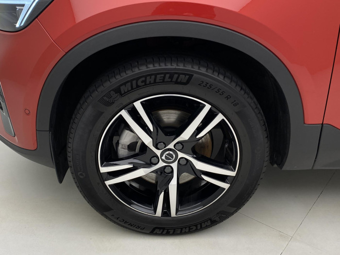 Volvo XC40 B3 DARK PLUS AUT CZ